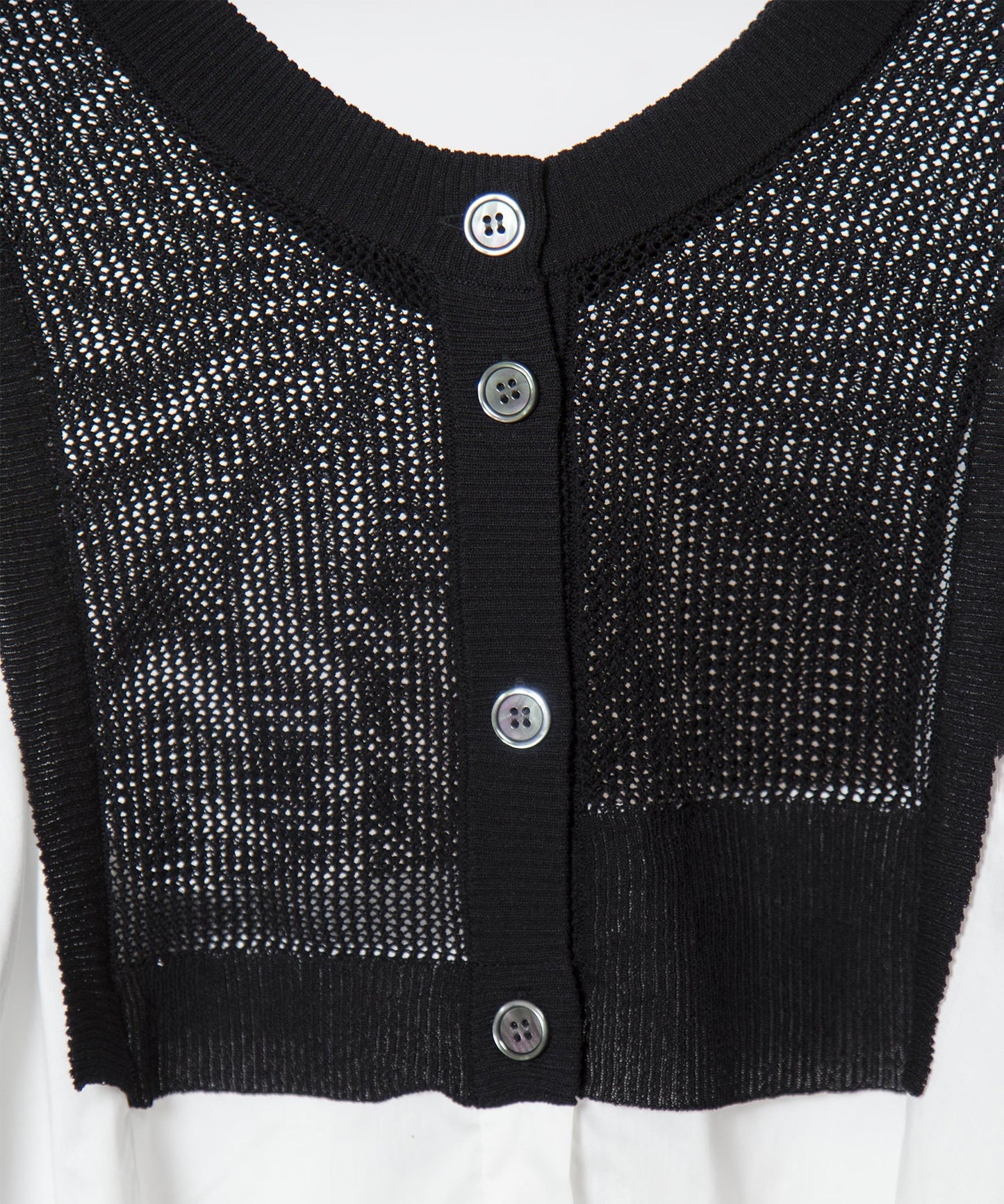 BLACK×WHITE zoom