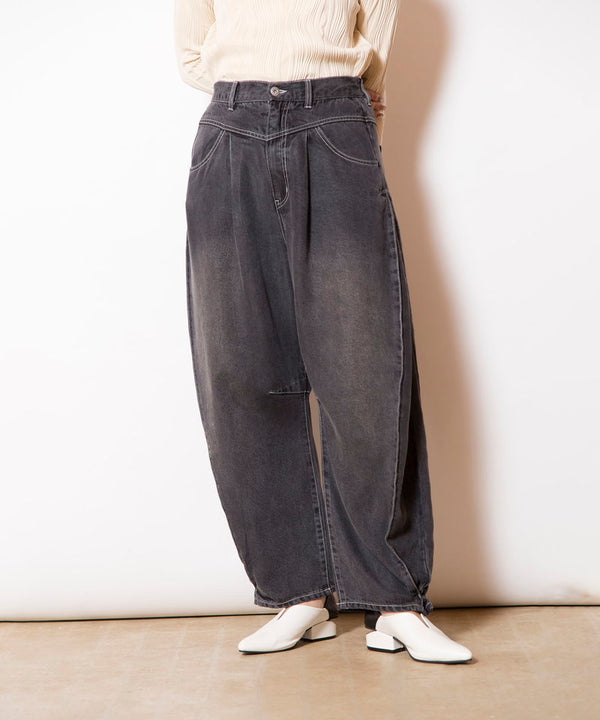 Cellulose Denim Tuck Pants