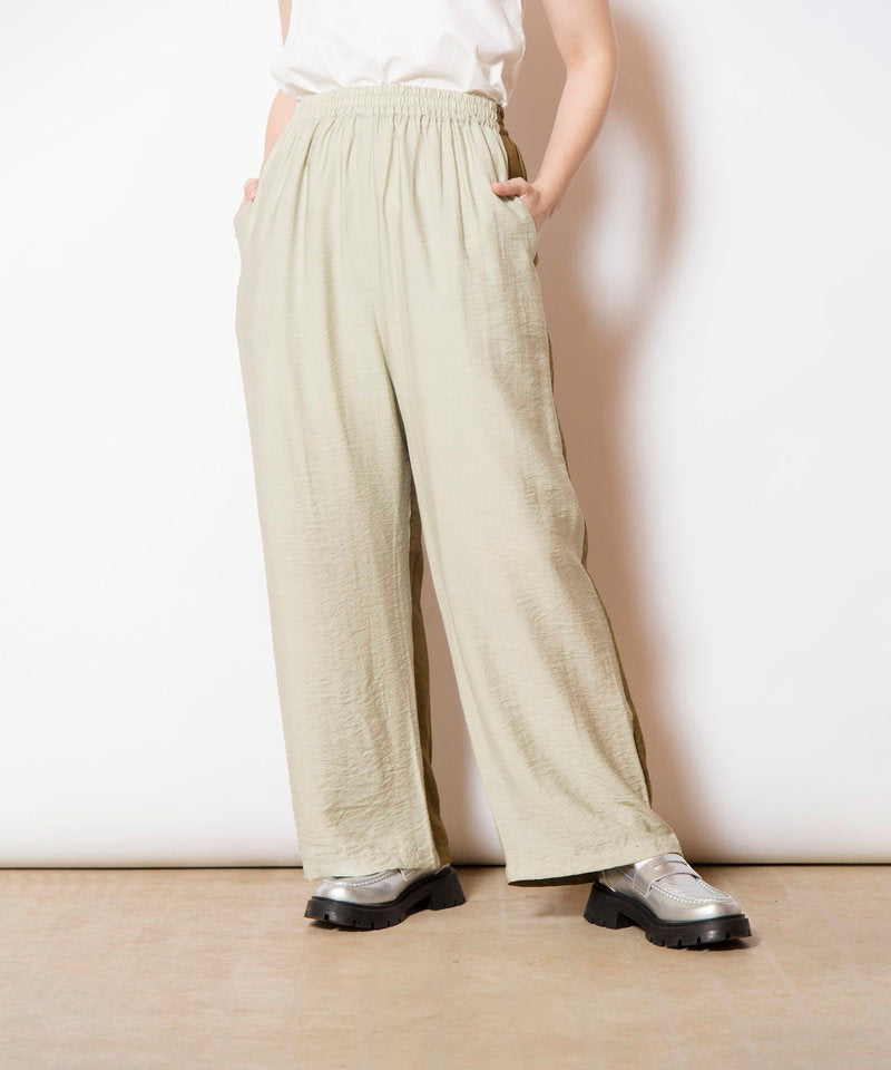 L.KHAKI styling(158cm)