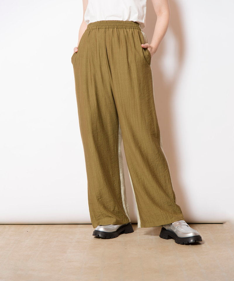 L.KHAKI styling(158cm)