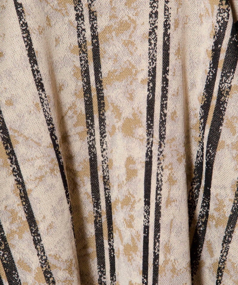 BEIGE zoom