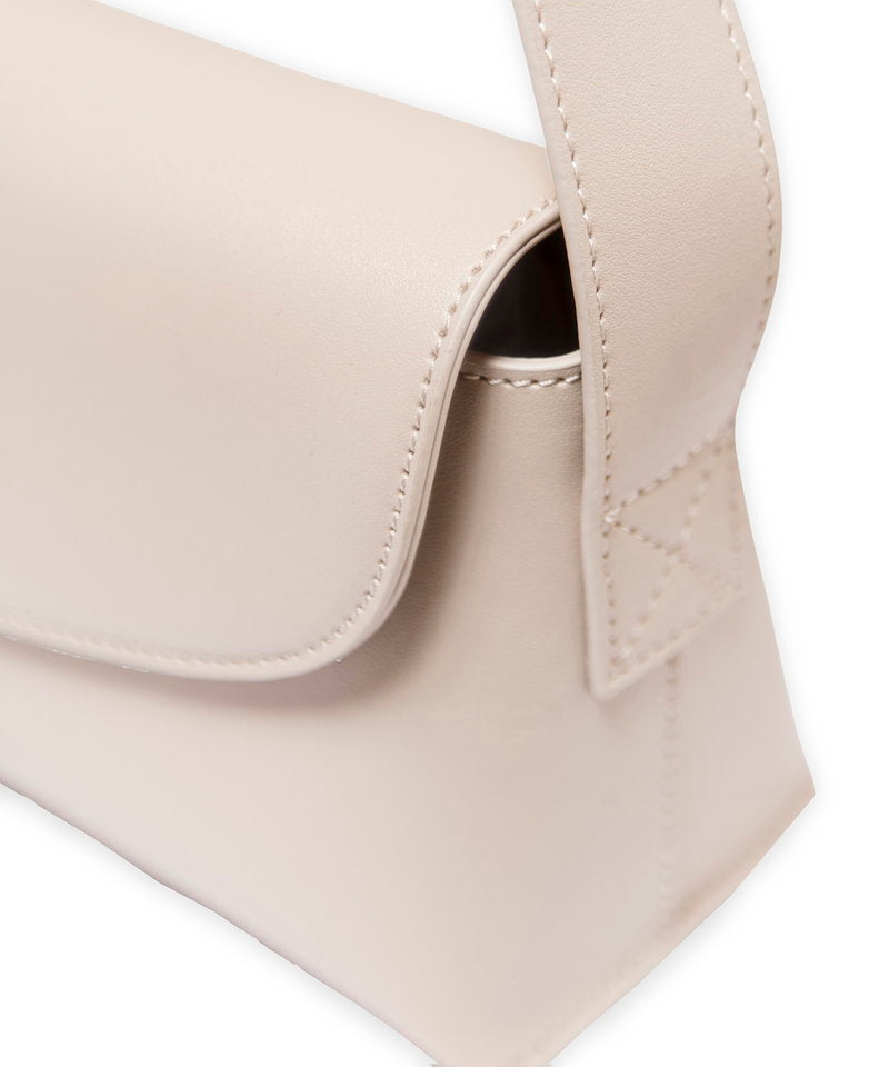 BEIGE zoom