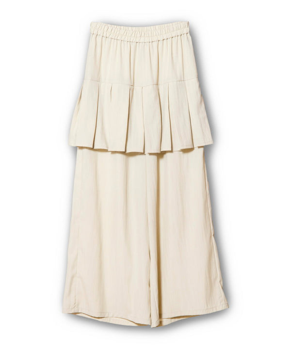 Tucked layered pants