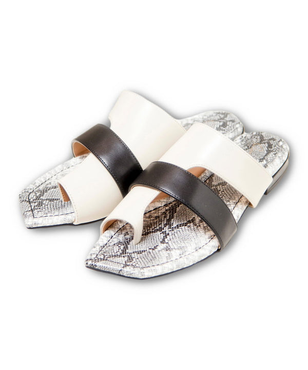 Thong sandals