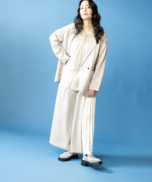 Back-tuck jacket
