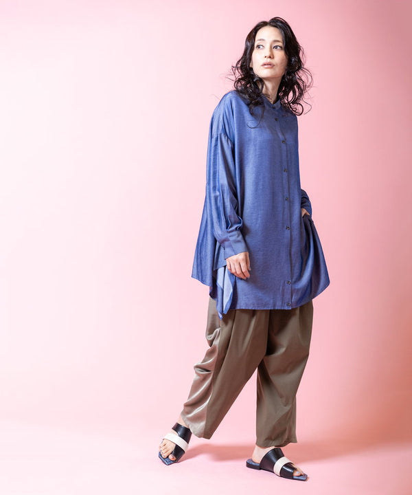 Button-arranged shirt