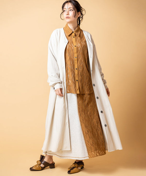 Back gathered light coat