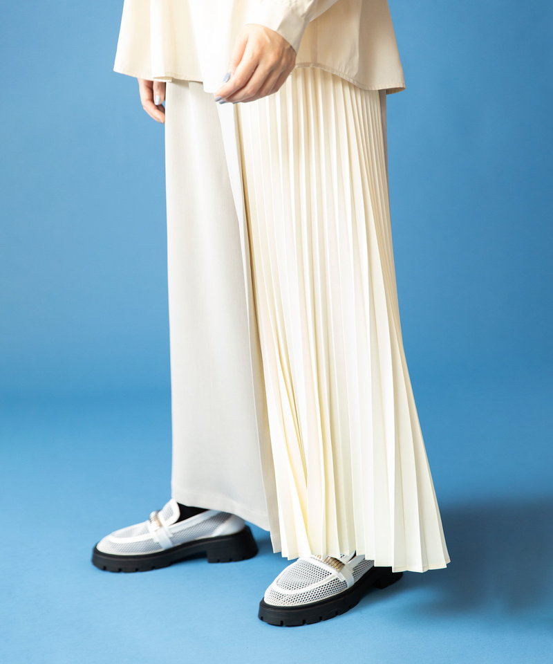 ジェニー様　パンツ　ecru サイズm アシンメトリープリーツパンツ – OSMOSIS・NO ID.