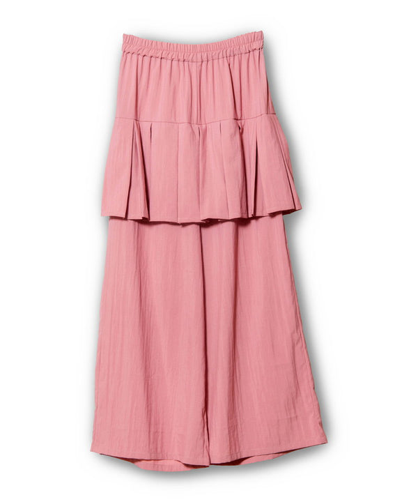 Tucked layered pants