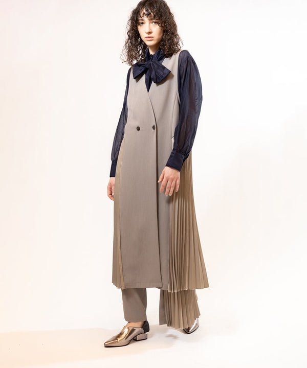 Side pleated gilet dress