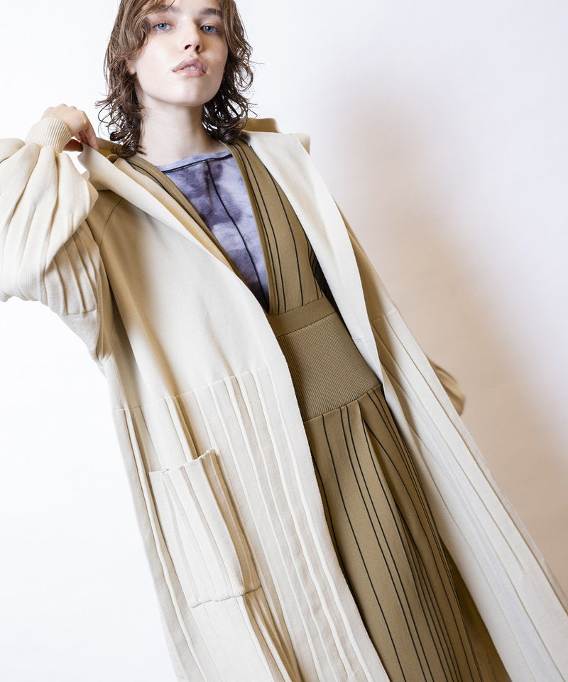 BEIGE×BLACK styling