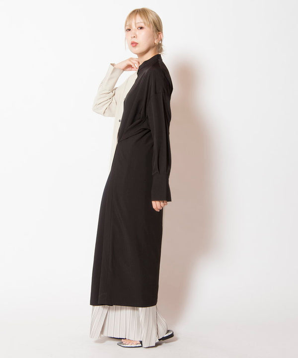 Two-tone button arrangement dress