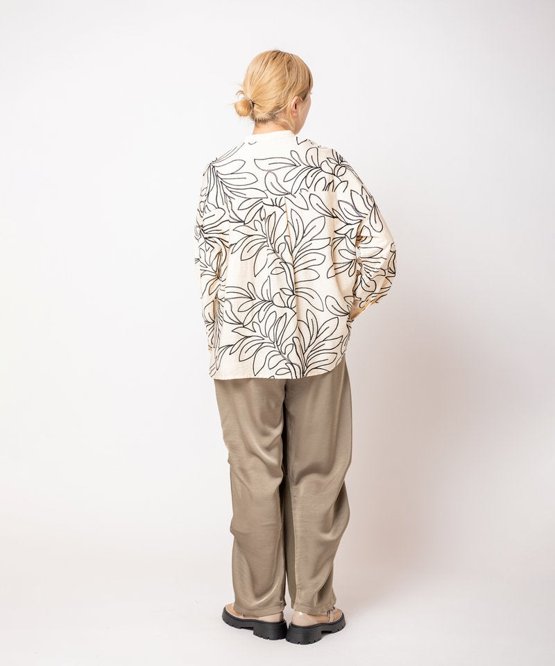 KHAKI styling(159cm)