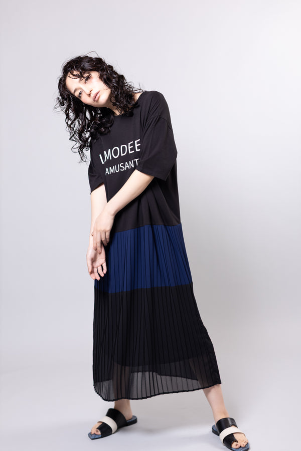 Logo Print Pleated Dress