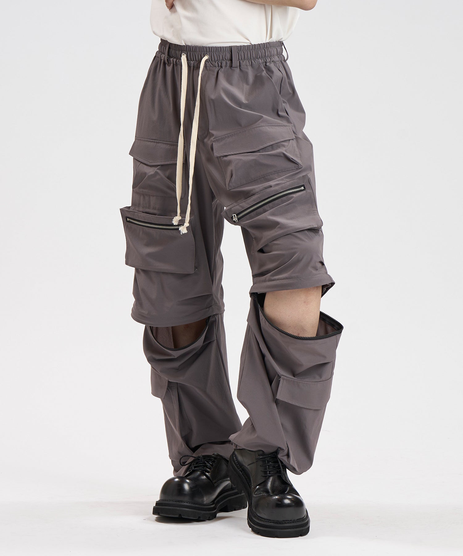 GRAY