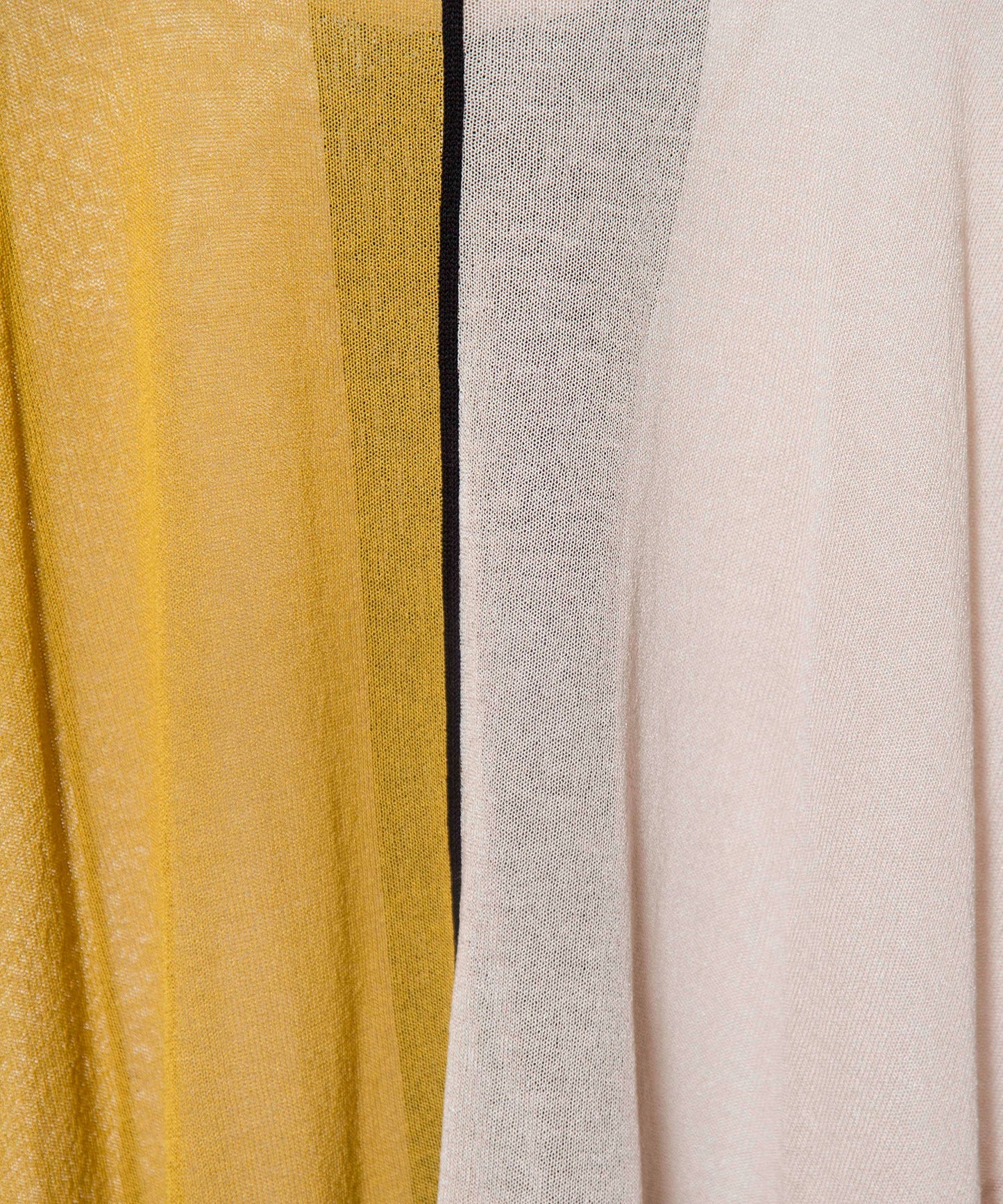 L.BEIGE zoom