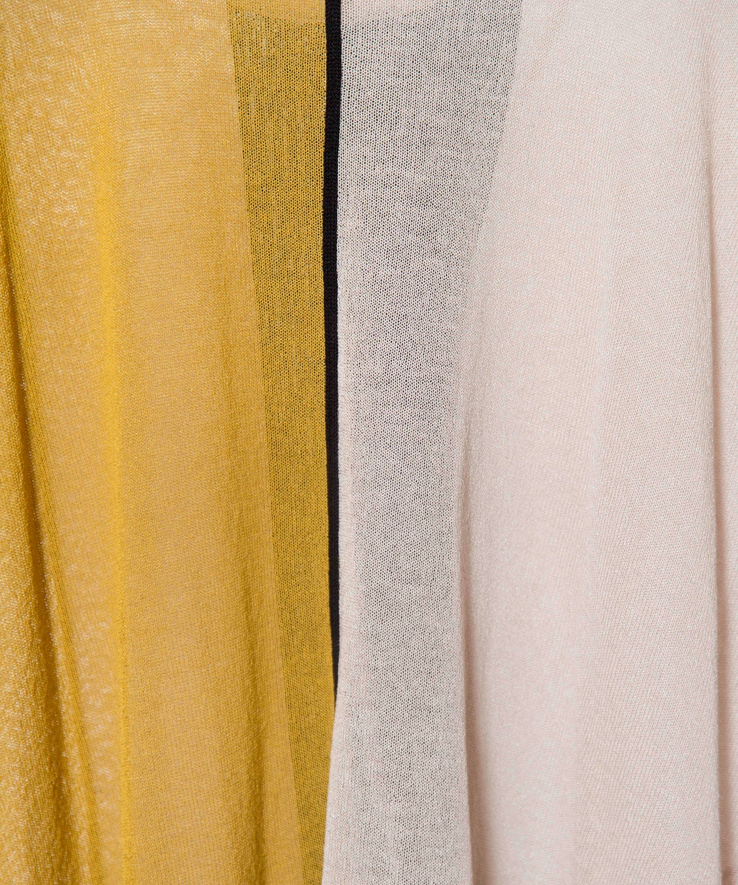 L.BEIGE zoom