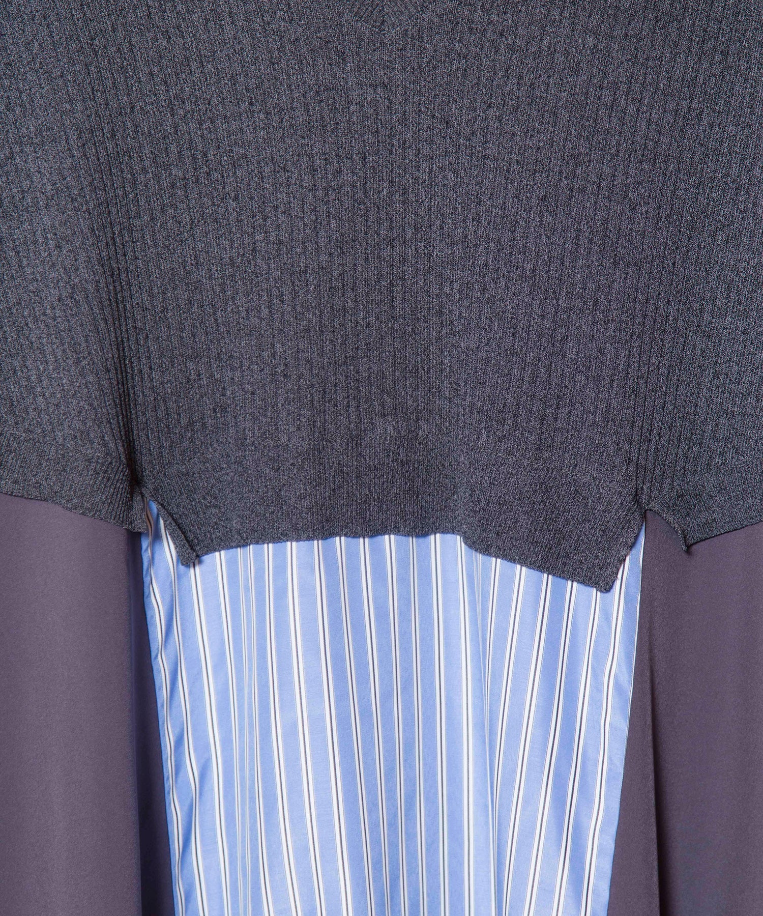 GRAY zoom