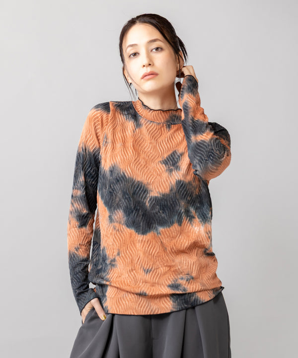 ムラ染めハイネックTシャツ