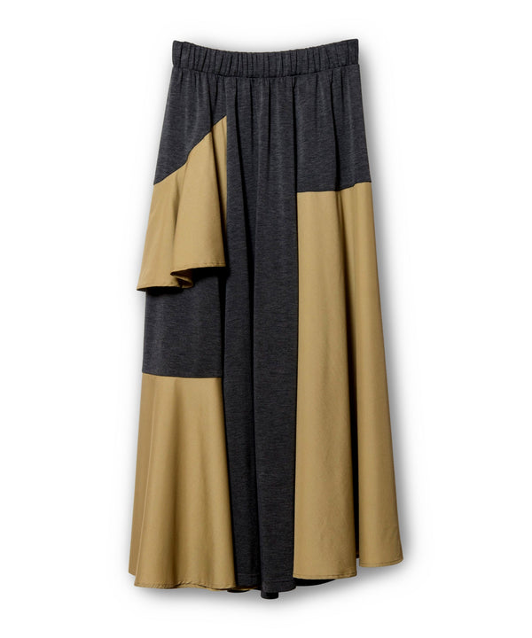 Asymmetrical Switching Flare Skirt