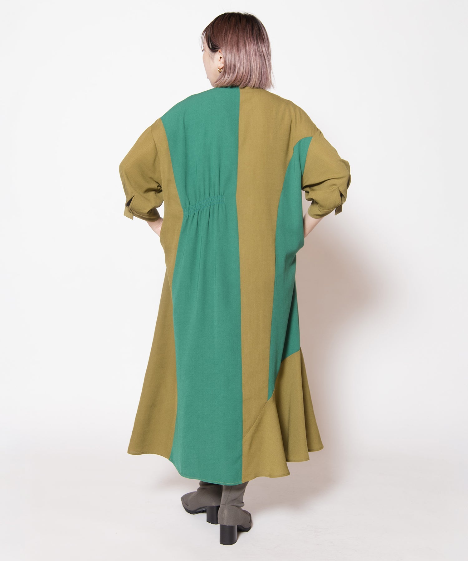 KHAKI styling(159cm)