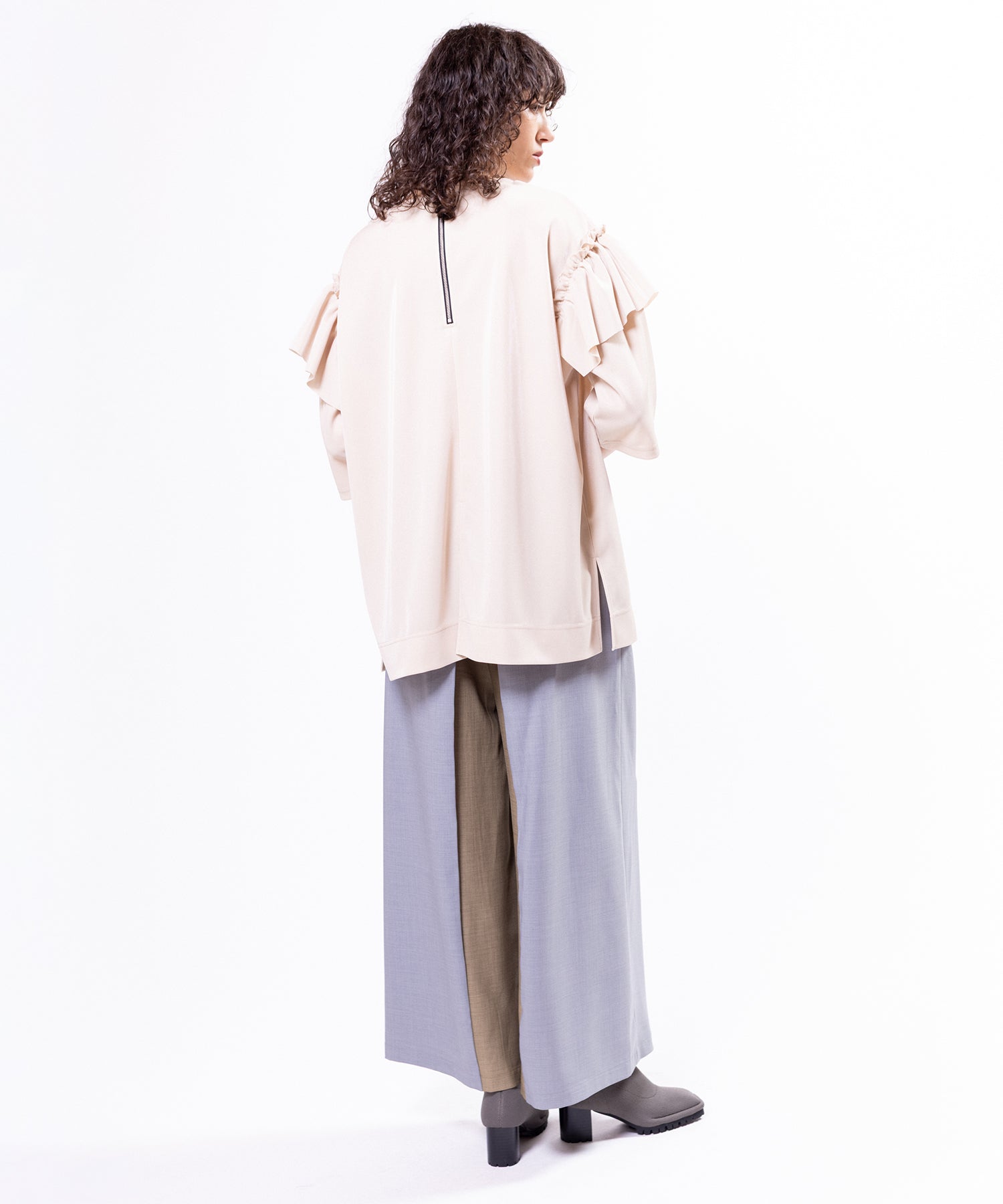 L.BEIGE styling