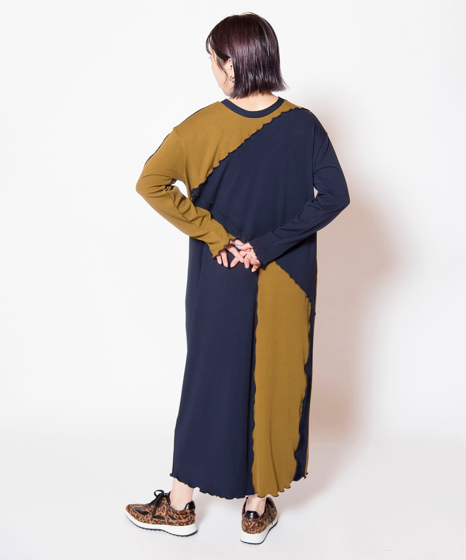 KHAKI styling(159cm)