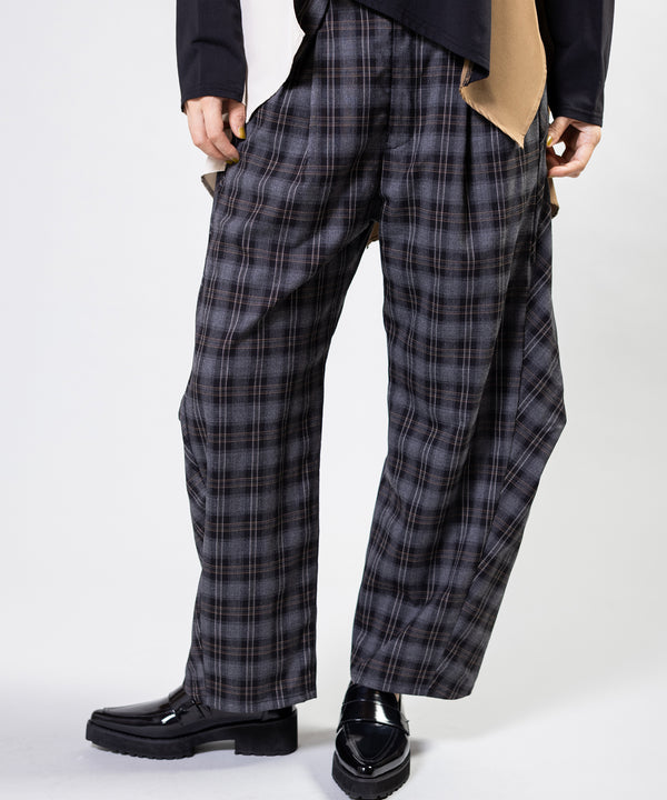 Check Tucked Cocoon Pants