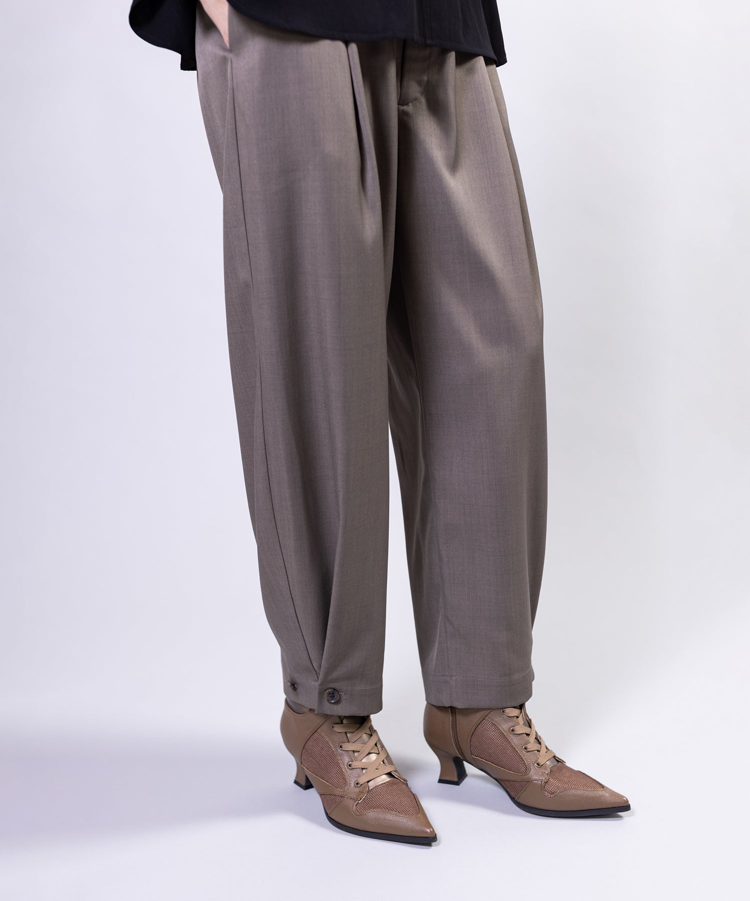 GRAY BEIGE styling