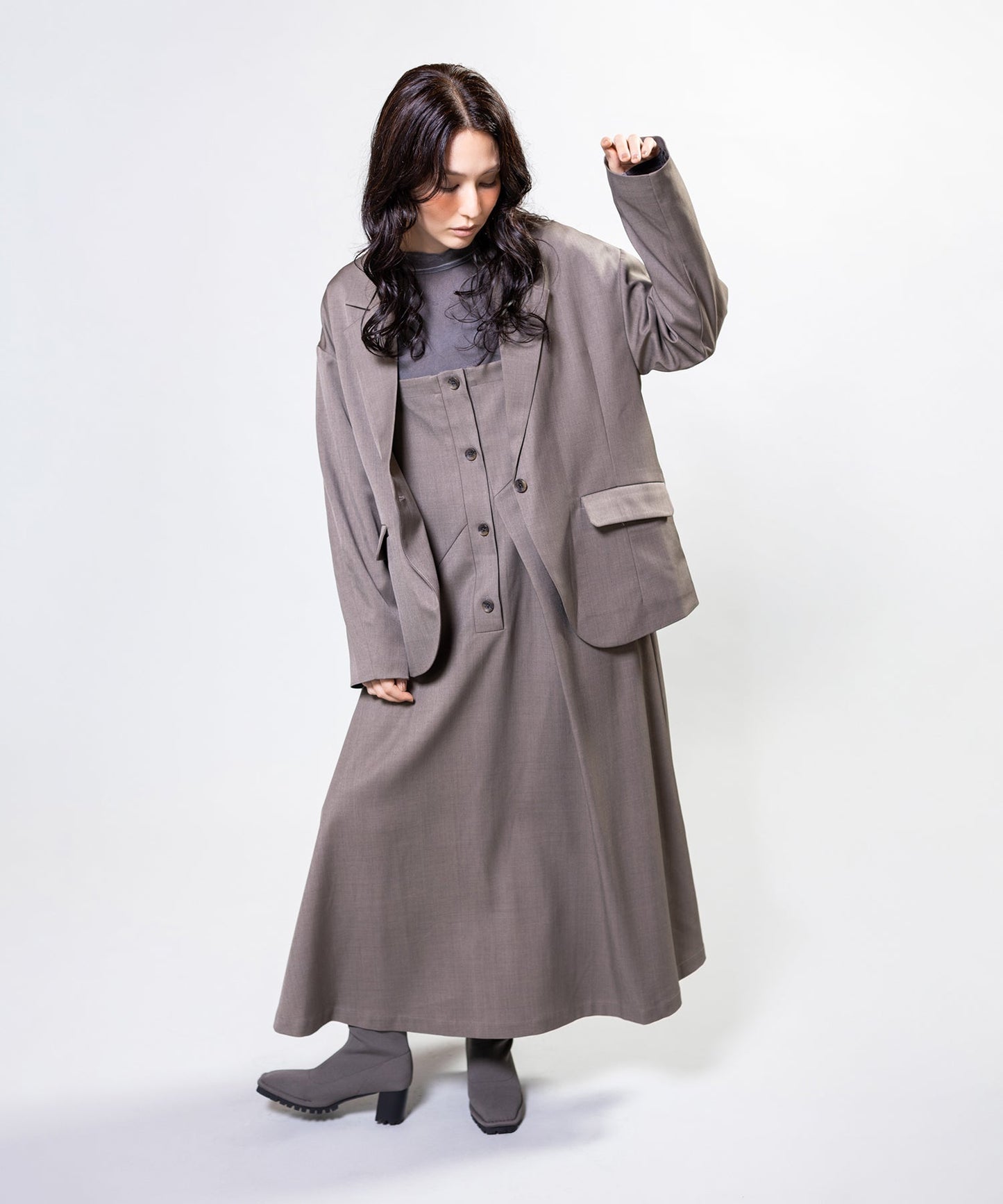 GRAY BEIGE styling(167cm)