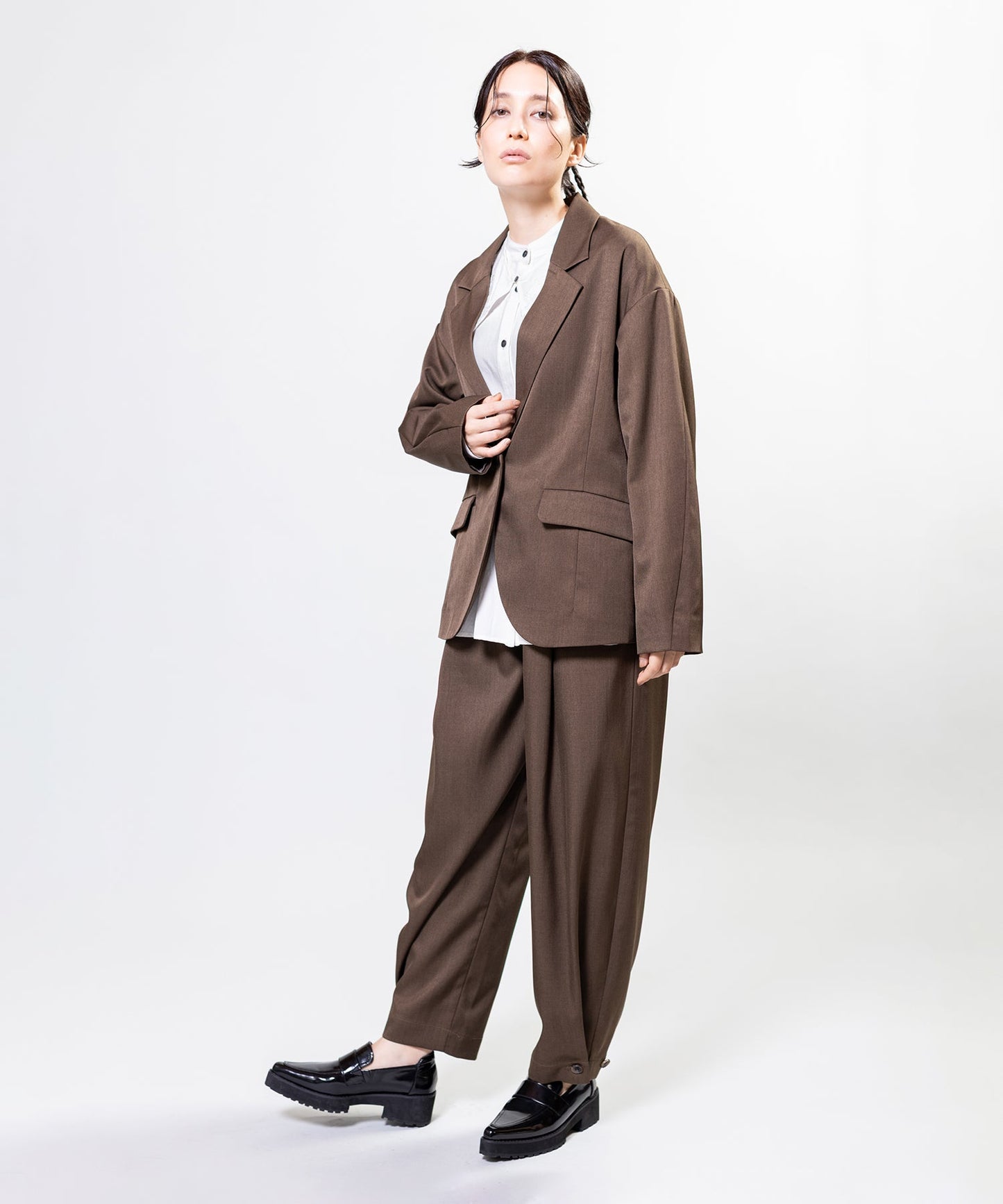 BROWN KHAKI styling(167cm)