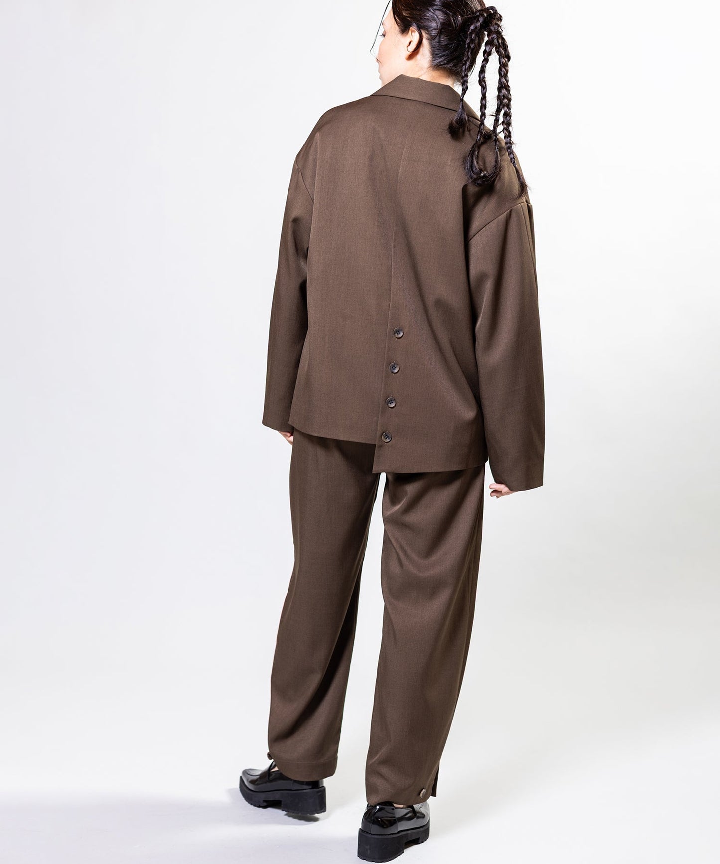 BROWN KHAKI styling(167cm)