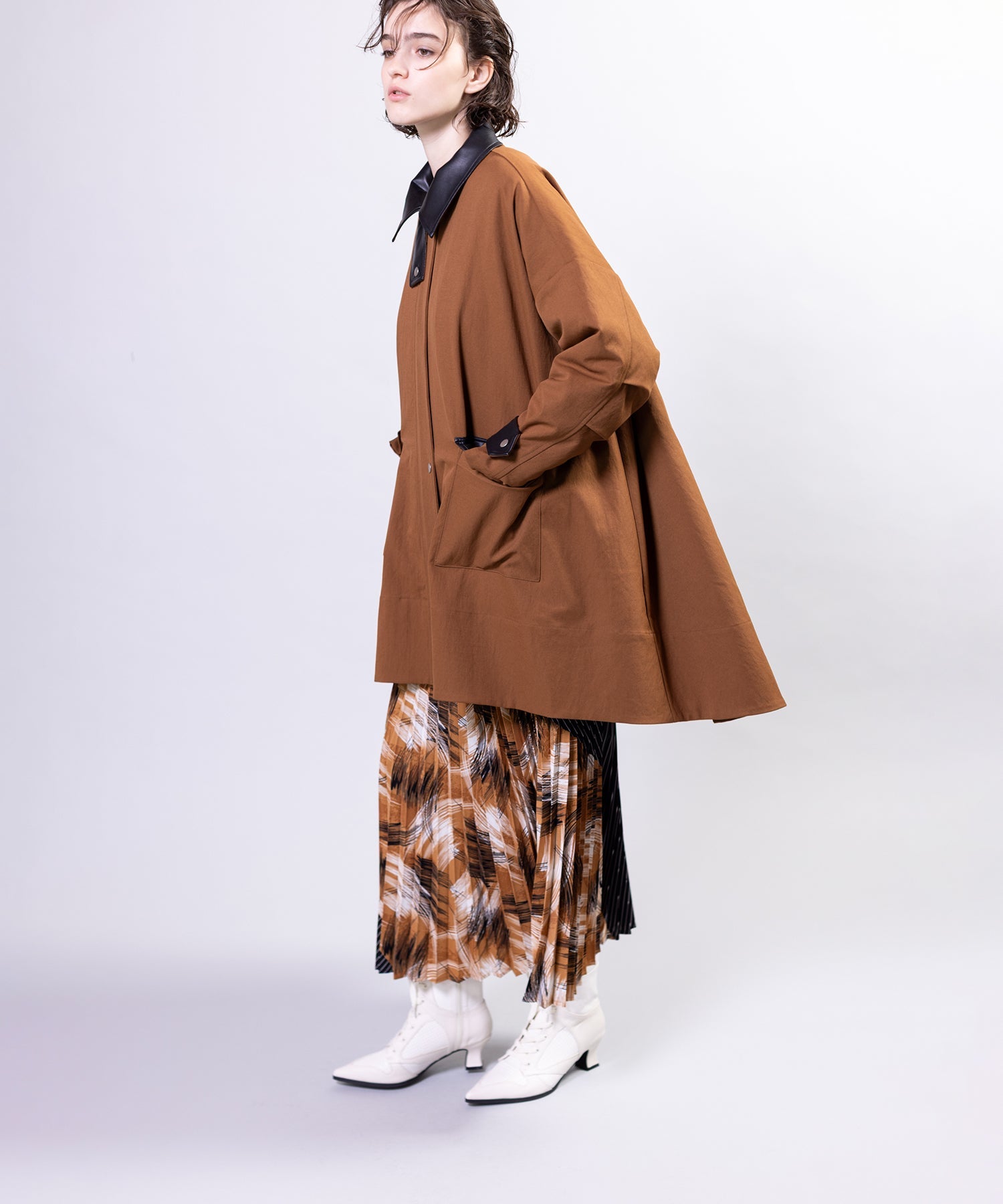 BEIGE×BLACK styling