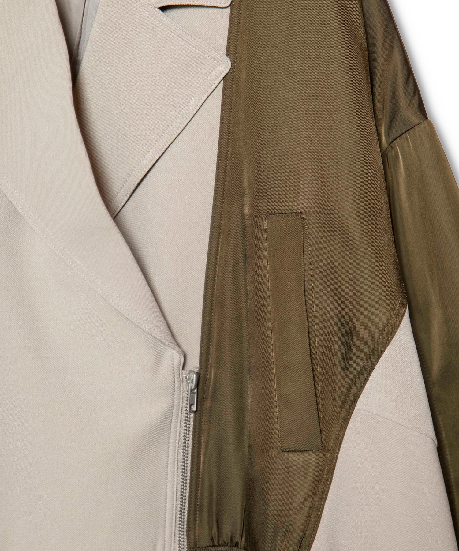 KHAKI zoom