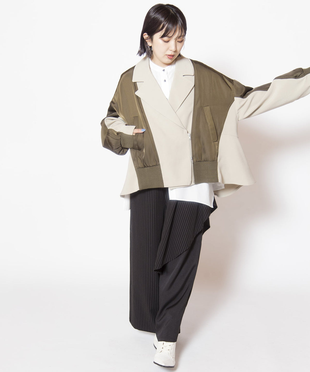 KHAKI styling(159cm)