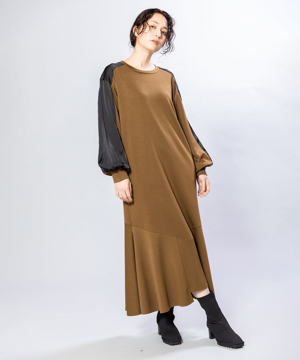 KHAKI styling(167cm)