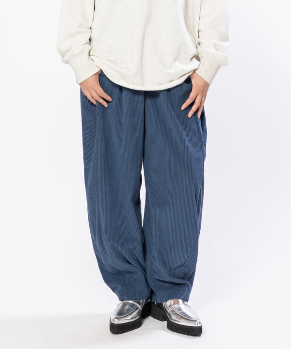 コーデュロイバレルレッグパンツ