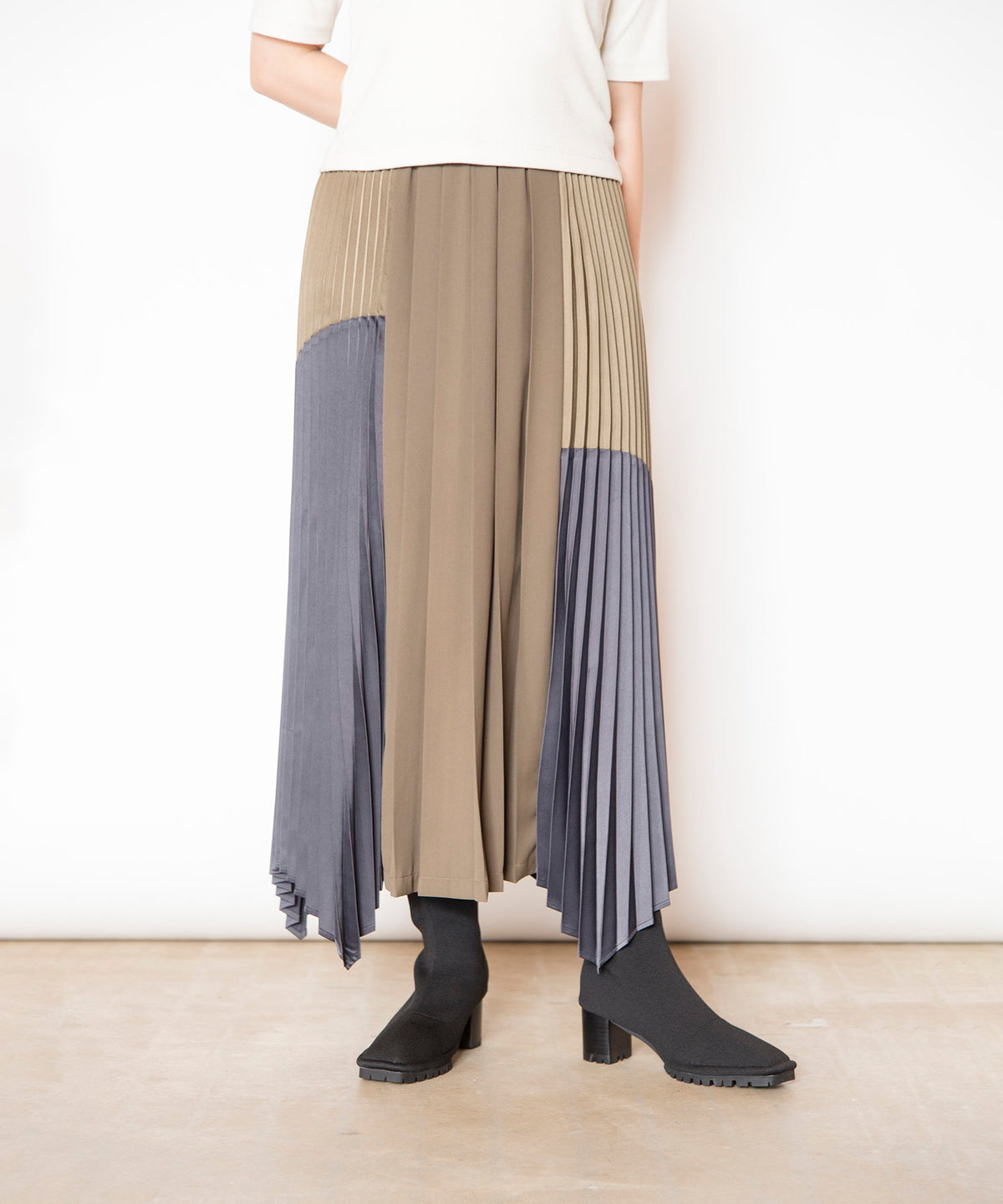 KHAKI styling(159cm)
