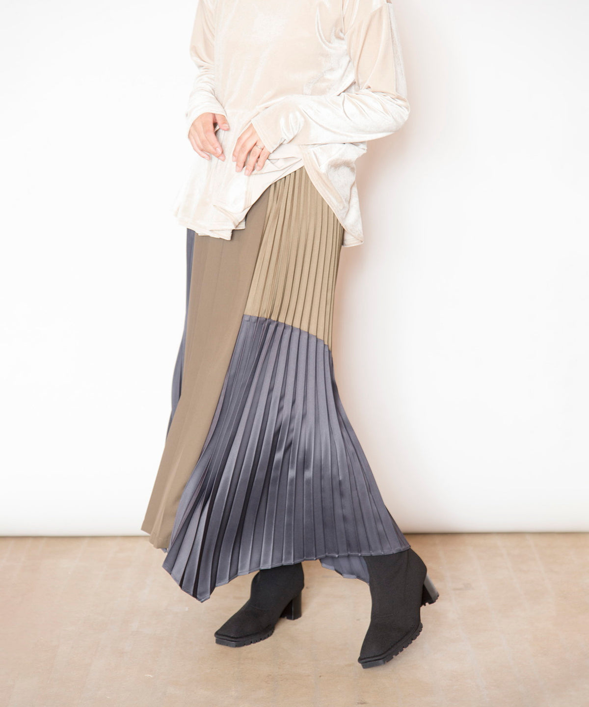 KHAKI styling(159cm)