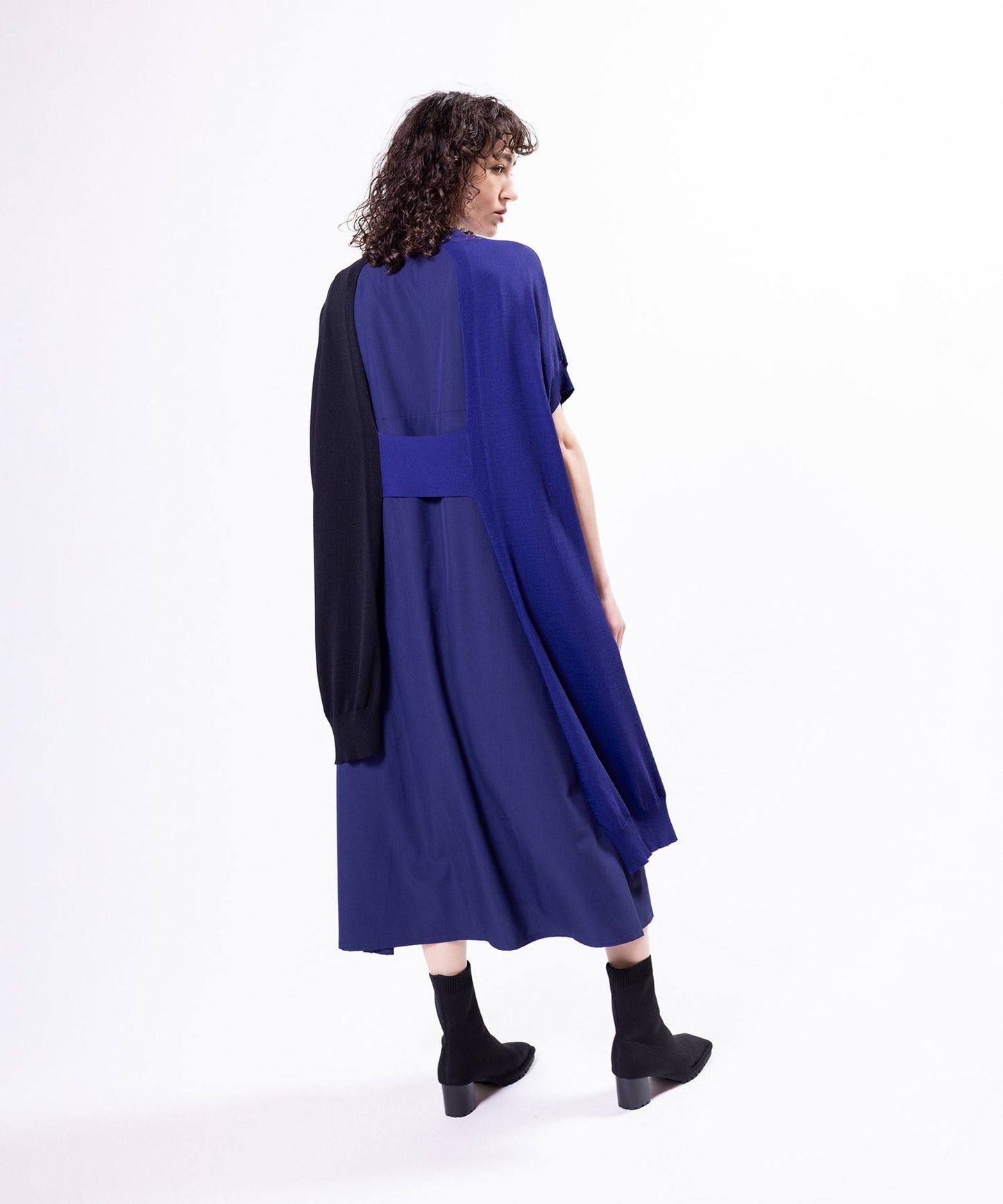 NAVY styling