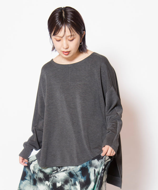 Backside Tuck Pullover