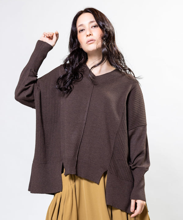Colorblock V-neck Knit Pullover
