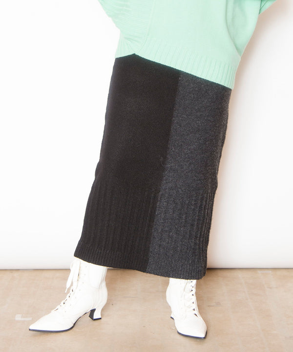 Two-tone knit skirt