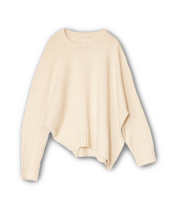 Asymmetrical knit pullover