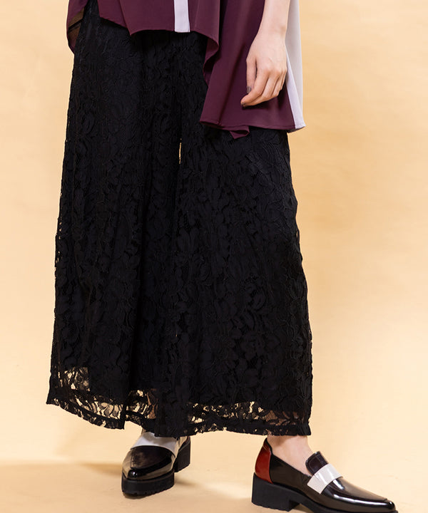 Lace Deformed Pants